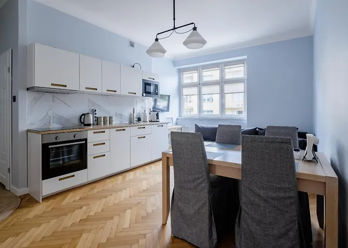 Apartment Starowiejska 37 *